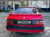 Volkswagen Passat 1993 года за 550 000 тг. в Караганда – фото 2