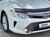 Toyota Camry 2014 года за 12 200 000 тг. в Шымкент – фото 2