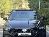 Hyundai Sonata 2022 года за 9 800 000 тг. в Алматы – фото 2