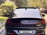 Hyundai Sonata 2022 года за 9 800 000 тг. в Алматы – фото 5
