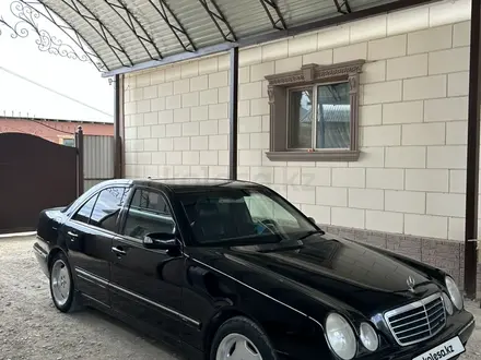 Mercedes-Benz E 320 2001 года за 4 200 000 тг. в Кызылорда – фото 4