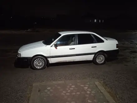 Volkswagen Passat 1989 года за 950 000 тг. в Щучинск – фото 2