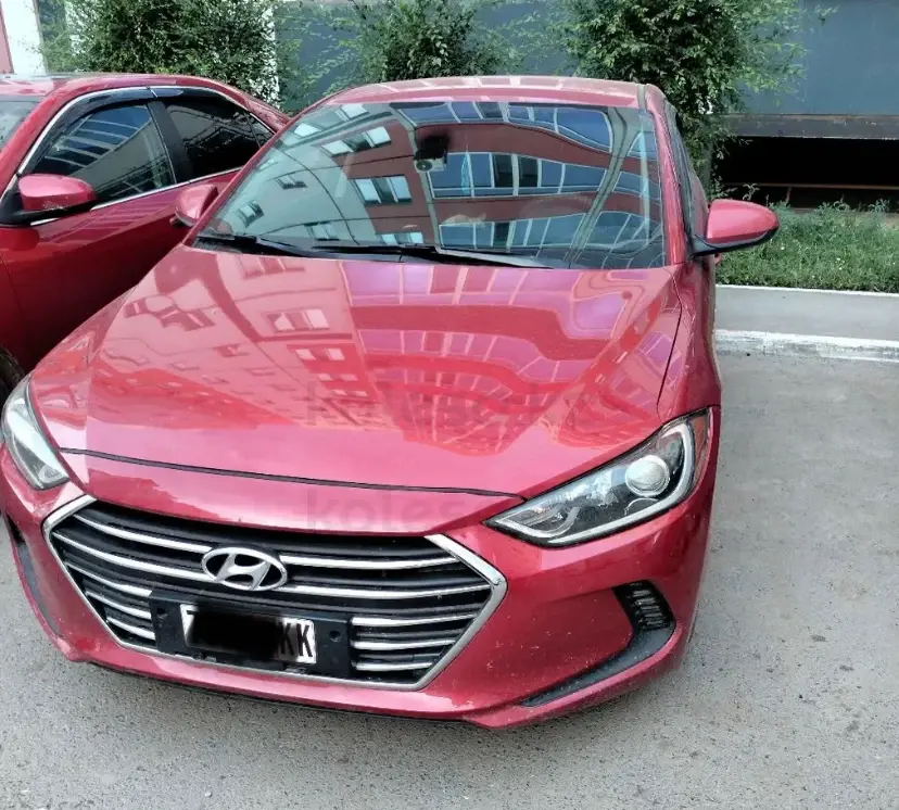 Hyundai Elantra, 2018
