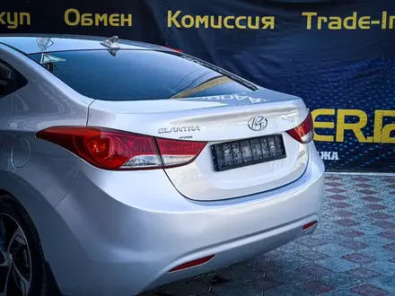 Hyundai Elantra 2014 года за 6 000 000 тг. в Актау – фото 2