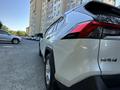 Toyota RAV4 2021 годаүшін15 100 000 тг. в Атырау – фото 2