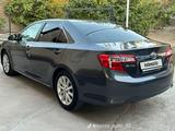 Toyota Camry 2012 годаүшін9 500 000 тг. в Сарыагаш – фото 4