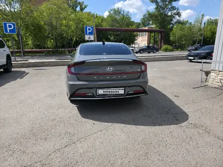 Hyundai Sonata 2023 года за 12 600 000 тг. в Караганда – фото 3