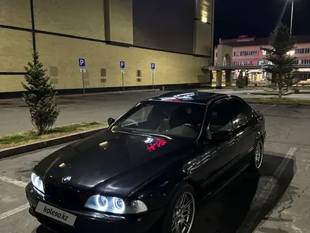 BMW 540 1999 года за 5 900 000 тг. в Тараз