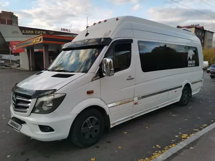 Mercedes-Benz Sprinter 2006 года за 13 000 000 тг. в Астана – фото 17