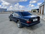 Mercedes-Benz E 220 1994 года за 2 700 000 тг. в Жезказган – фото 3