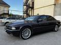 BMW 735 1997 года за 3 150 000 тг. в Тараз – фото 2