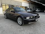 BMW 735 1997 года за 3 150 000 тг. в Тараз