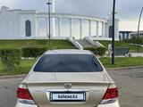 Toyota Camry 2005 года за 6 200 000 тг. в Атырау – фото 4