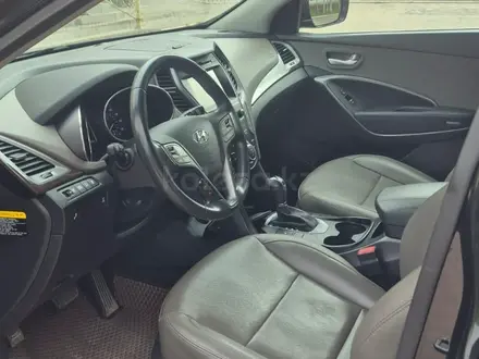 Hyundai Santa Fe 2018 года за 6 500 000 тг. в Уральск – фото 7