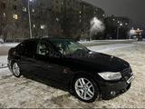 BMW 320 2008 года за 5 500 000 тг. в Атырау – фото 3