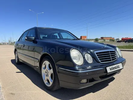 Mercedes-Benz E 320 2000 года за 5 700 000 тг. в Астана – фото 2