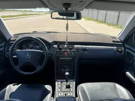 Mercedes-Benz E 320 2000 года за 5 700 000 тг. в Астана – фото 11