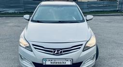 Hyundai Solaris 2015 года за 5 600 000 тг. в Астана – фото 2