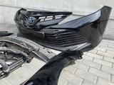 Передний бампер, фара, кырло в сборе Toyota Camry 70 ORIGINALүшін5 439 тг. в Алматы