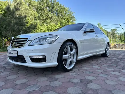 Mercedes-Benz S 500 2007 годаүшін8 700 000 тг. в Алматы – фото 20