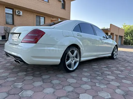 Mercedes-Benz S 500 2007 годаүшін8 700 000 тг. в Алматы – фото 37
