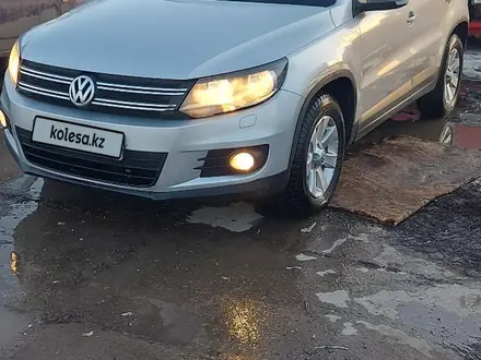 Volkswagen Tiguan 2013 года за 5 000 000 тг. в Уральск – фото 2