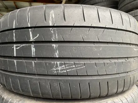 Комплект летние шины 245/35/18 245/35R18 Michelin. за 70 000 тг. в Алматы – фото 2