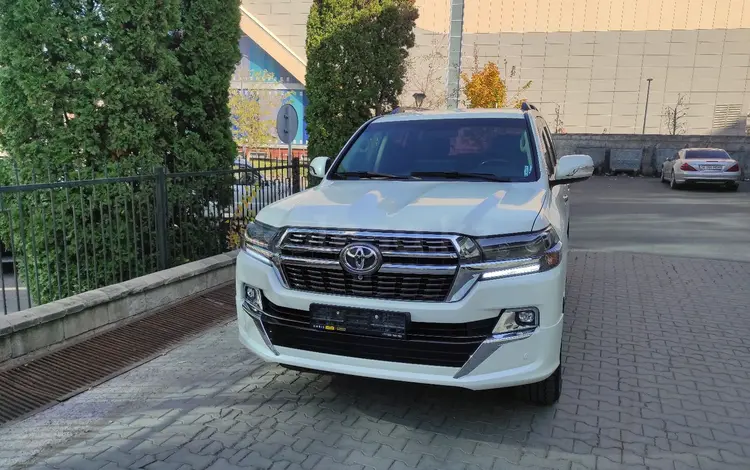 Toyota Land Cruiser 2015 года за 29 000 000 тг. в Алматы