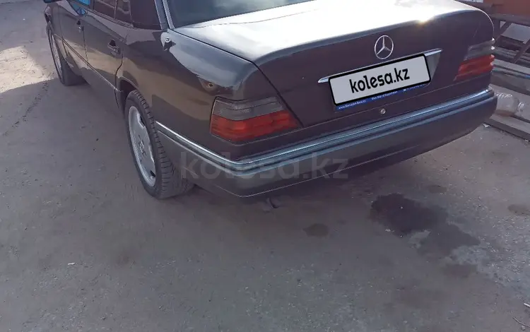 Mercedes-Benz E 280 1992 годаfor3 600 000 тг. в Алматы