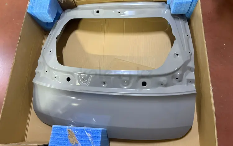 Крышка багажника за 8 800 тг. в Алматы