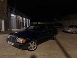 Mercedes-Benz E 230 1990 года за 1 300 000 тг. в Шымкент