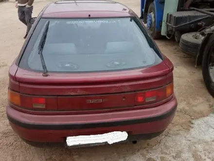 Mazda 323 1993 года за 10 000 тг. в Караганда – фото 2