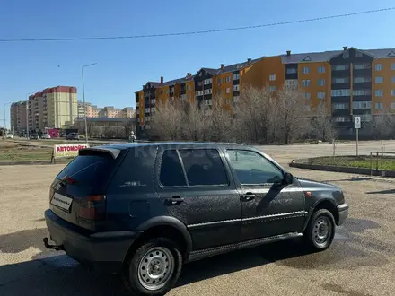 Volkswagen Golf 1992 года за 800 000 тг. в Актобе – фото 3