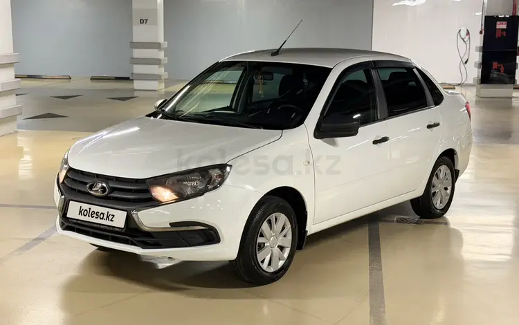 ВАЗ (Lada) Granta 2190 2019 годаүшін3 100 000 тг. в Астана