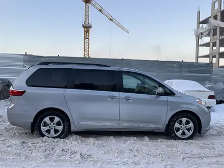 Toyota Sienna 2017 года за 15 000 000 тг. в Астана – фото 6