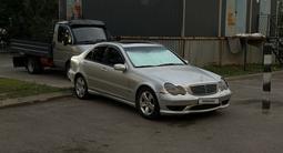 Mercedes-Benz C 200 2002 года за 3 200 000 тг. в Алматы – фото 5