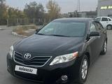 Toyota Camry 2011 года за 6 700 000 тг. в Семей