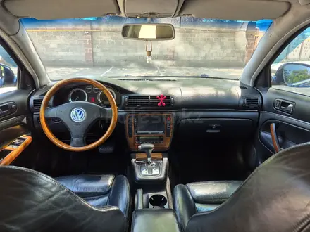 Volkswagen Passat 2001 года за 2 800 000 тг. в Алматы – фото 9