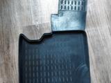 Коврики салонные на Subaru Forester SG, б/у за 3 000 тг. в Алматы – фото 2