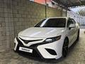 Toyota Camry 2017 года за 10 700 000 тг. в Алматы – фото 8