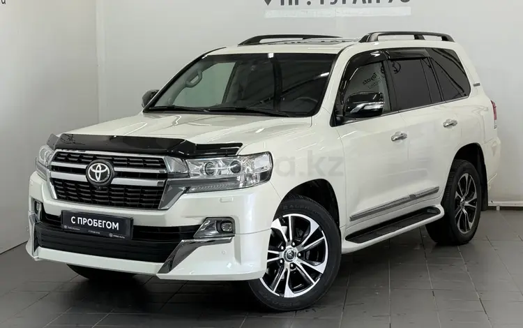 Toyota Land Cruiser Luxe 2018 года за 32 500 000 тг. в Астана