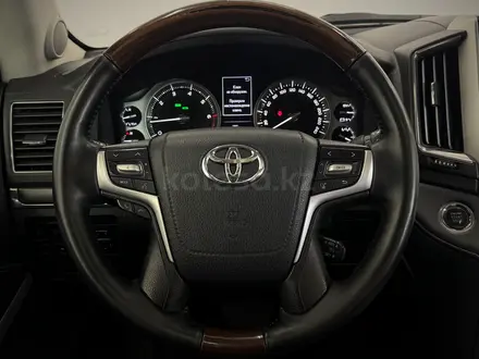 Toyota Land Cruiser Luxe 2018 года за 32 500 000 тг. в Астана – фото 13