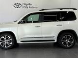 Toyota Land Cruiser Luxe 2018 годаүшін32 500 000 тг. в Астана – фото 3
