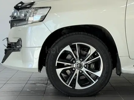 Toyota Land Cruiser Luxe 2018 года за 32 500 000 тг. в Астана – фото 16