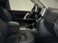 Toyota Land Cruiser Luxe 2018 года за 32 500 000 тг. в Астана – фото 6