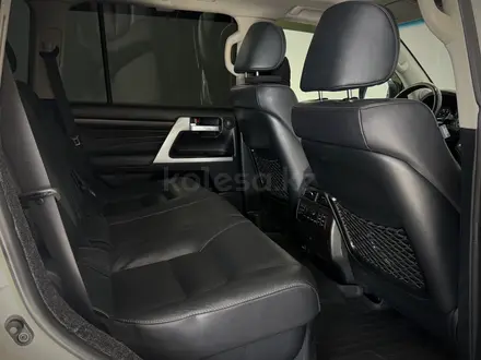 Toyota Land Cruiser Luxe 2018 года за 32 500 000 тг. в Астана – фото 7