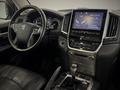 Toyota Land Cruiser Luxe 2018 года за 32 500 000 тг. в Астана – фото 12