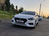 Hyundai Accent 2019 года за 7 200 000 тг. в Алматы – фото 2