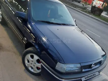 Opel Vectra 1995 года за 1 400 000 тг. в Шымкент – фото 3