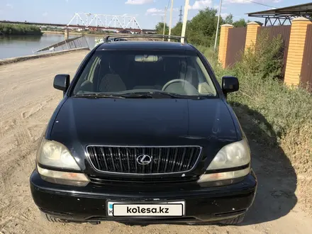 Lexus RX 300 1999 года за 4 500 000 тг. в Атырау – фото 3